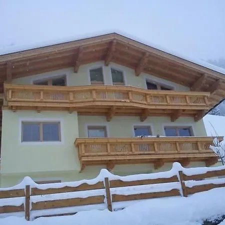 In Mit Garten By Interhome *